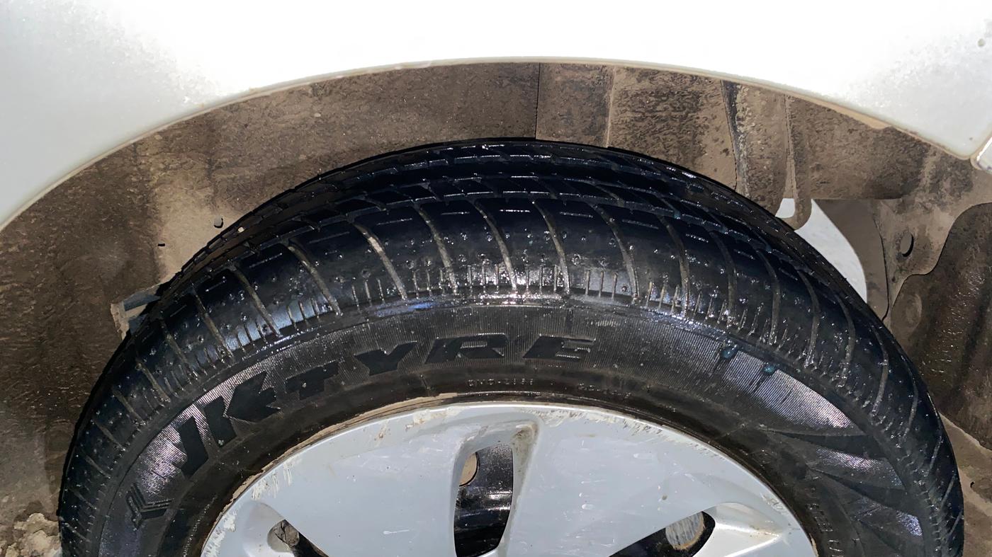 2016 Maruti Celerio VXI AMT, Petrol, Automatic, 6,405 km, Left Rear Tyre Tread