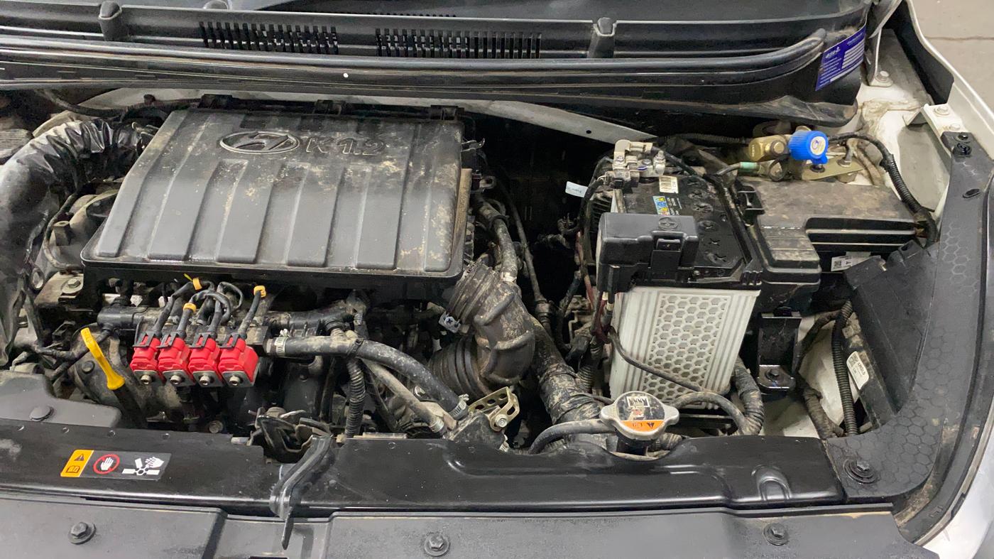 2025 Hyundai AURA S 1.2, CNG, Manual, 23,514 km, Engine View - Left