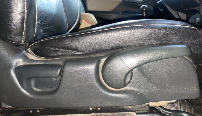 2019 Honda Jazz 1.2L I-VTEC V, Petrol, Manual, 98,835 km, Driver Side Adjustment Panel