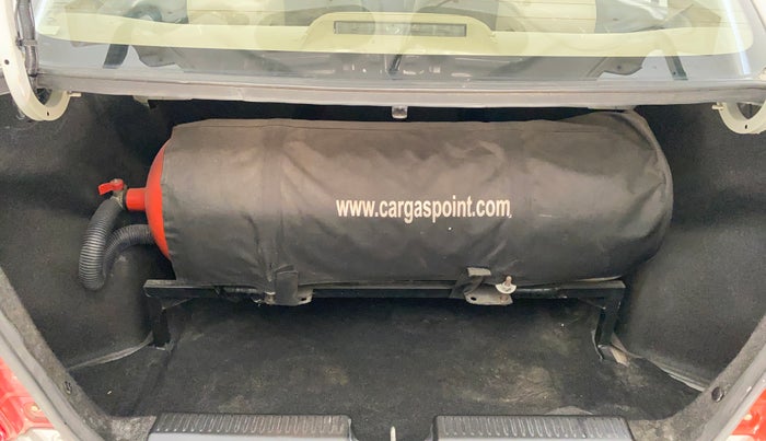 2019 Maruti Dzire VXI, CNG, Manual, 69,789 km, Boot Inside