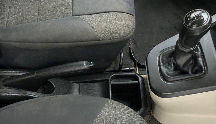 2019 Maruti New Wagon-R LXI CNG 1.0 L, CNG, Manual, 88,716 km, Gear Lever