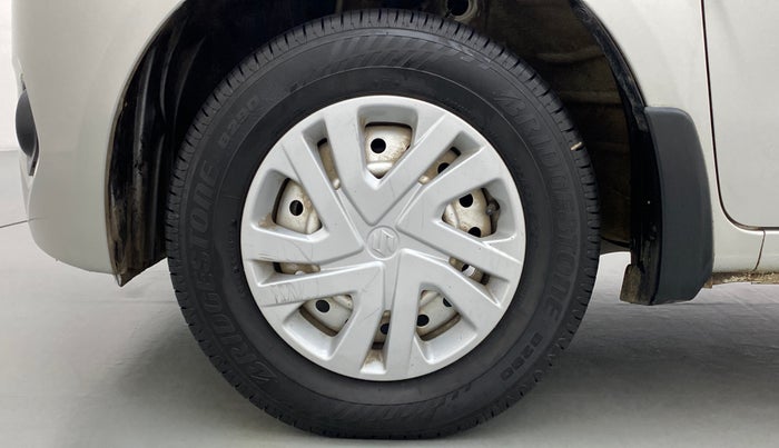 2019 Maruti New Wagon-R LXI CNG 1.0 L, CNG, Manual, 88,716 km, Left Front Wheel