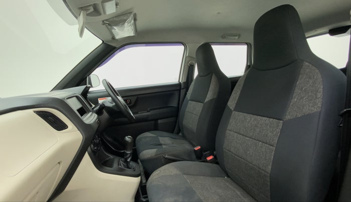 2019 Maruti New Wagon-R LXI CNG 1.0 L, CNG, Manual, 88,716 km, Right Side Front Door Cabin