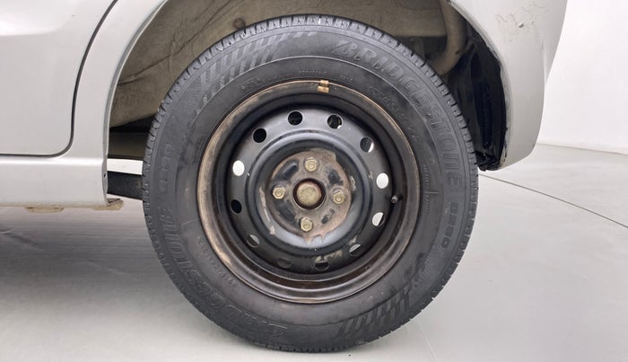 2013 Maruti A Star VXI, Petrol, Manual, 74,404 km, Left Rear Wheel