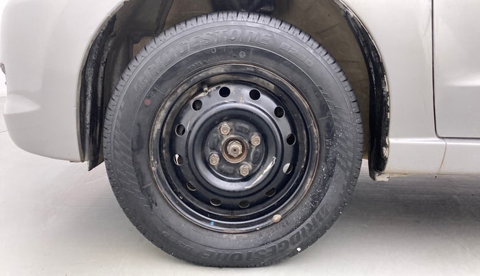 2013 Maruti A Star VXI, Petrol, Manual, 74,404 km, Left Front Wheel