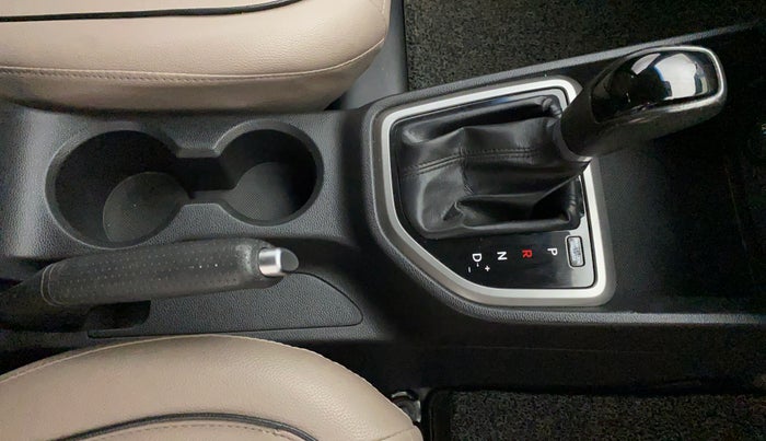 2016 Hyundai Creta SX PLUS AT 1.6 PETROL, Petrol, Automatic, 55,857 km, Gear Lever
