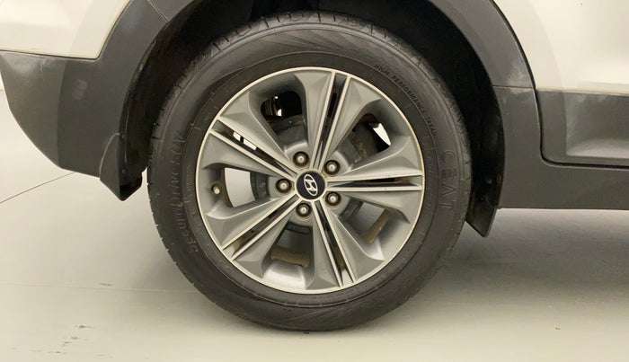 2016 Hyundai Creta SX PLUS AT 1.6 PETROL, Petrol, Automatic, 55,857 km, Right Rear Wheel