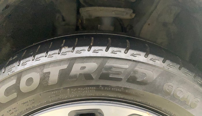 2023 Tata ALTROZ XZ PETROL, Petrol, Manual, 43,332 km, Right Front Tyre Tread