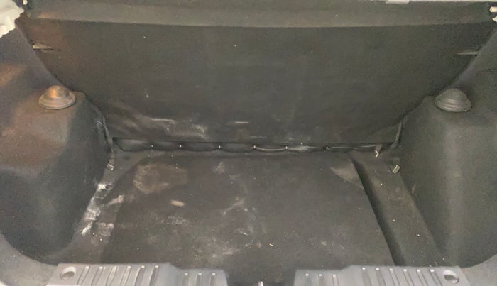 2023 Tata ALTROZ XZ PETROL, Petrol, Manual, 43,332 km, Boot Inside