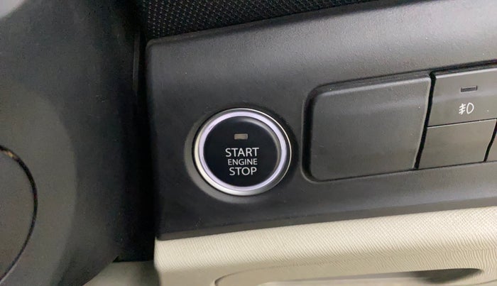 2023 Tata ALTROZ XZ PETROL, Petrol, Manual, 43,332 km, Keyless Start/ Stop Button