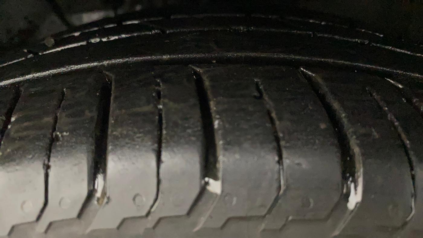 2021 Hyundai NEW I20 N LINE N8 1.0 TURBO GDI DCT, Petrol, Automatic, 17,158 km, Left Front Tyre Tread