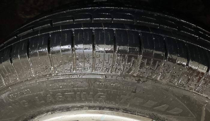 2018 Maruti Swift VXI, Petrol, Manual, 51,453 km, Right Front Tyre Tread