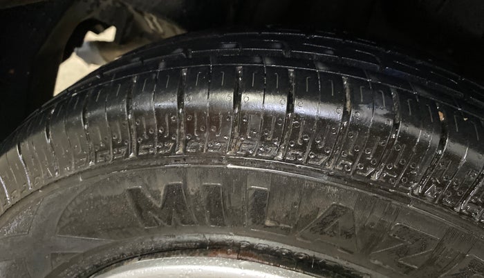 2018 Maruti Swift VXI, Petrol, Manual, 51,453 km, Right Rear Tyre Tread