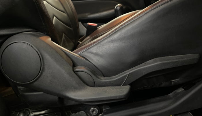 2018 Maruti Swift VXI, Petrol, Manual, 51,453 km, Driver Side Adjustment Panel