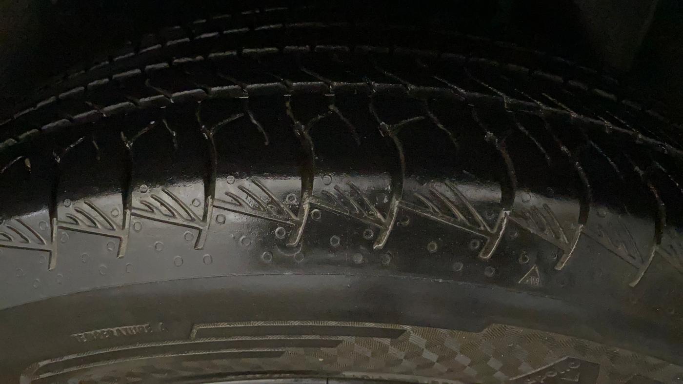 2020 MG HECTOR SHARP HYBRID 1.5 PETROL, Petrol, Manual, 87,478 km, Left Rear Tyre Tread