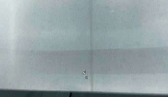 2017 Honda Brio VX AT, Petrol, Automatic, 32,453 km, Front windshield - Minor spot on windshield
