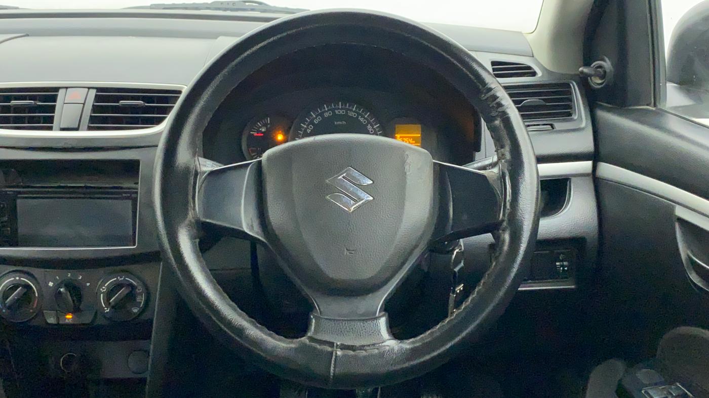 2015 Maruti Swift LXI (O), Petrol, Manual, 63,072 km, Steering Wheel Close Up