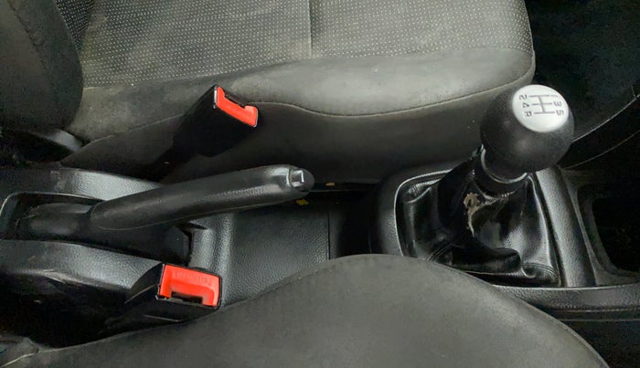 2015 Maruti Swift LXI (O), Petrol, Manual, 63,072 km, Gear Lever