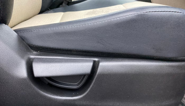 2020 Hyundai NEW SANTRO 1.1 SPORTS AMT, Petrol, Automatic, 9,631 km, Driver Side Adjustment Panel