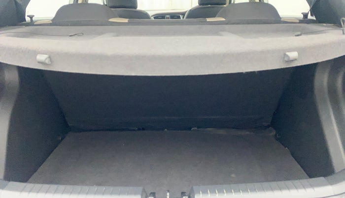 2019 Hyundai Elite i20 MAGNA PLUS 1.2, Petrol, Manual, 39,201 km, Boot Inside