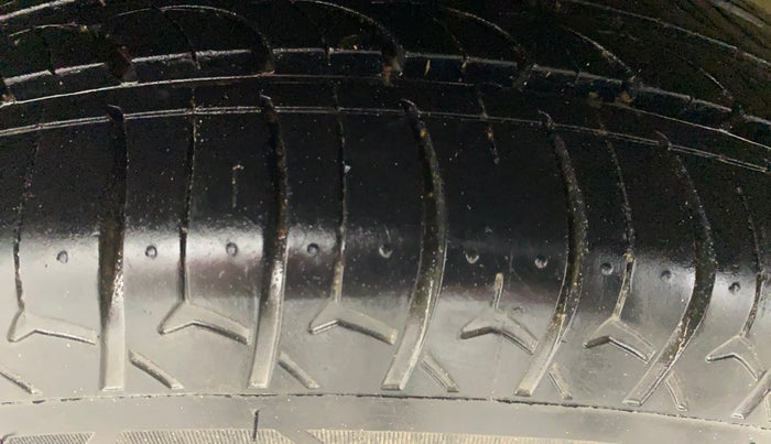 2019 Hyundai Elite i20 MAGNA PLUS 1.2, Petrol, Manual, 39,201 km, Right Rear Tyre Tread
