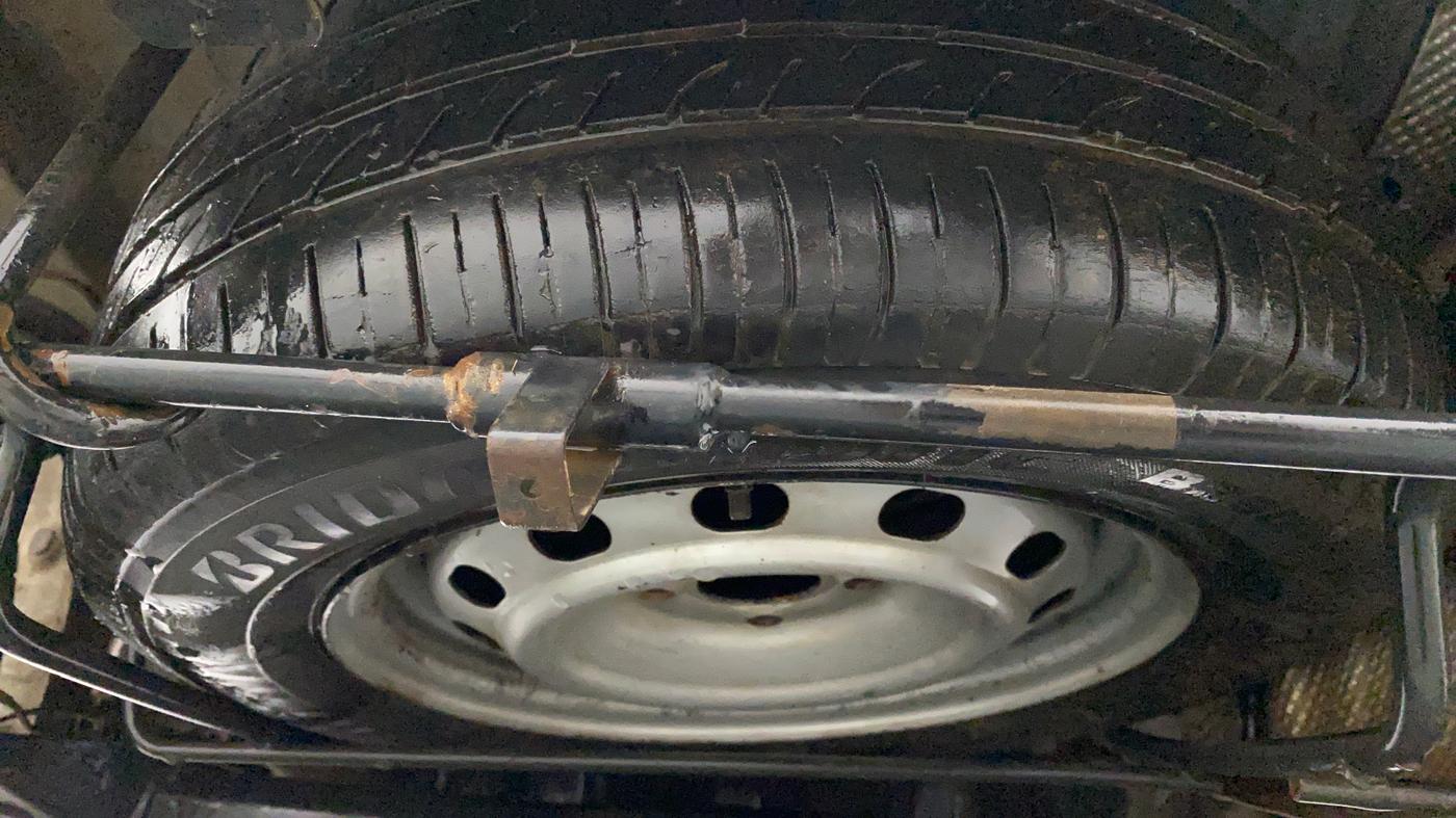 2019 Mahindra Kuv100 K2 TRIP CNG, CNG, Manual, 57,019 km, Spare Tyre