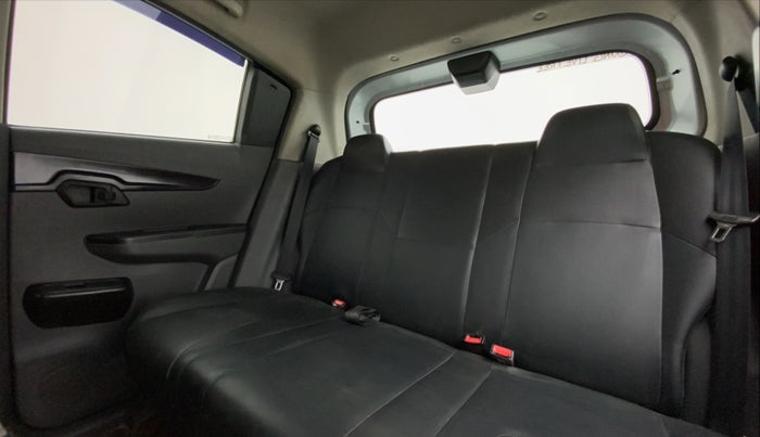 2019 Mahindra Kuv100 K2 TRIP CNG, CNG, Manual, 57,019 km, Right Side Rear Door Cabin