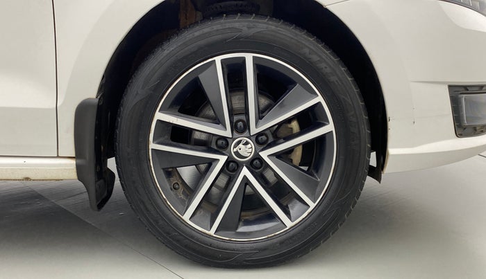 2020 Skoda Rapid STYLE 1.0TSI MT, Petrol, Manual, 40,487 km, Right Front Wheel