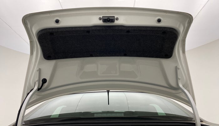 2020 Skoda Rapid STYLE 1.0TSI MT, Petrol, Manual, 40,487 km, Boot Door Open