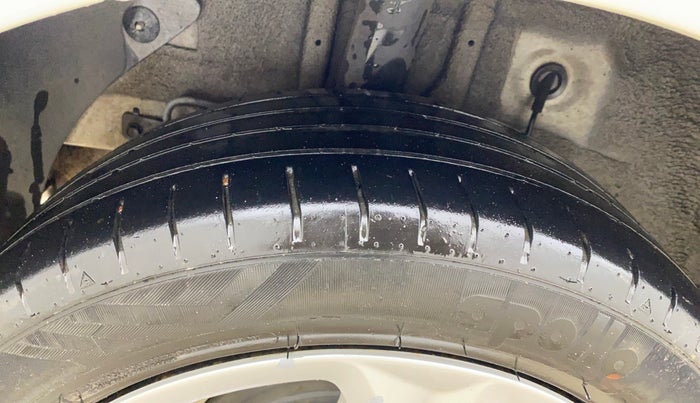 2017 Hyundai Elite i20 ASTA 1.2, Petrol, Manual, 75,093 km, Right Rear Tyre Tread