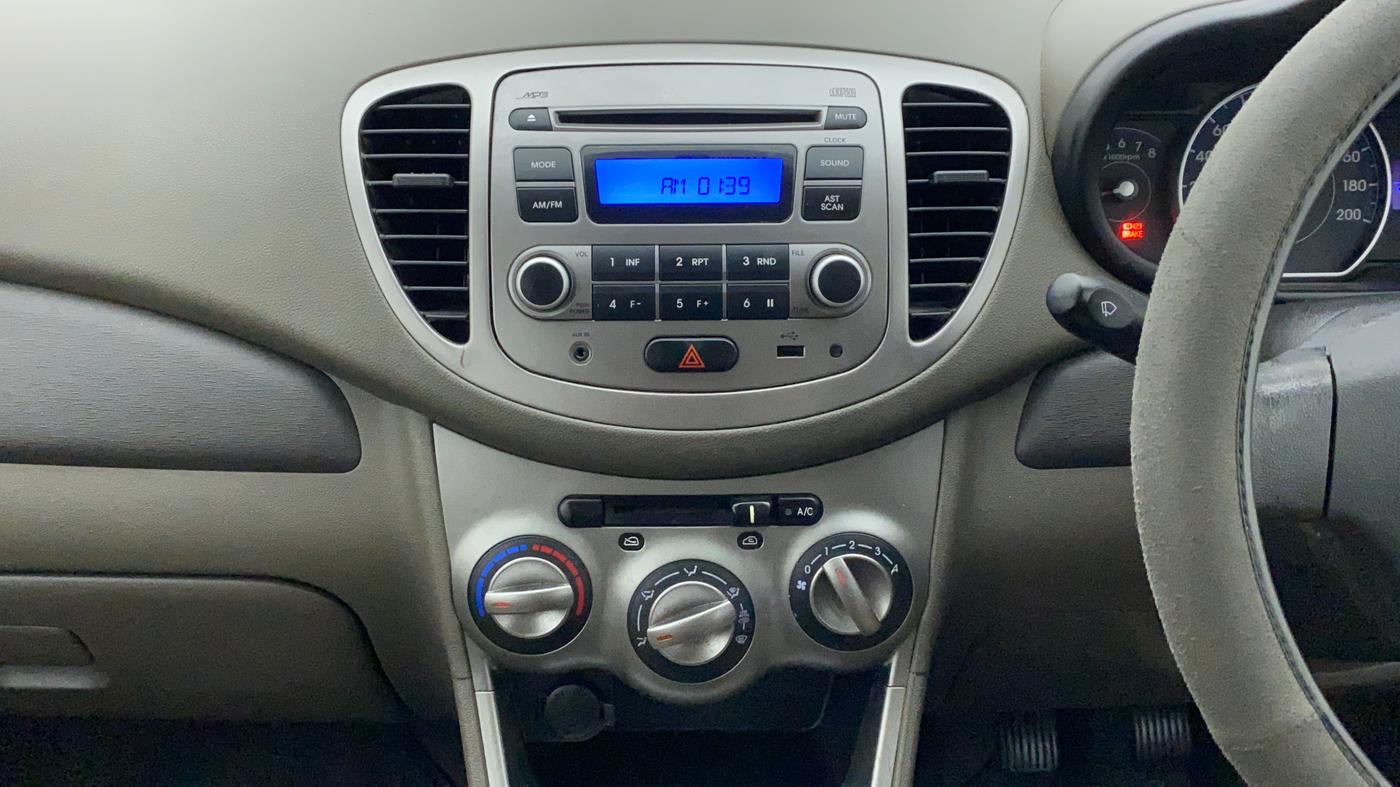 2016 Hyundai i10 MAGNA 1.1, Petrol, Manual, 20,567 km, Air Conditioner
