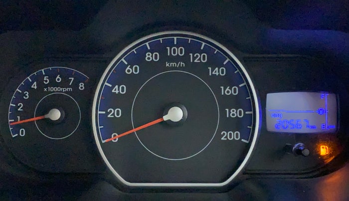 2016 Hyundai i10 MAGNA 1.1, Petrol, Manual, 20,567 km, Odometer Image