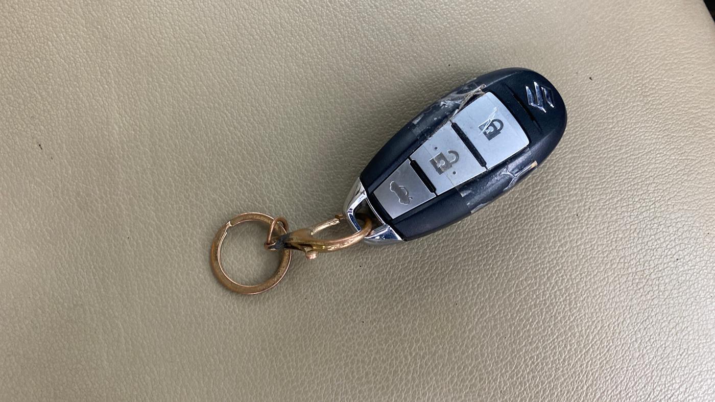 2019 Maruti Ciaz ALPHA 1.5 SHVS PETROL, Petrol, Manual, 51,927 km, Key Close Up
