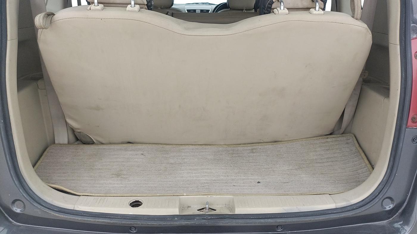 2014 Maruti Ertiga ZXI, Petrol, Manual, 92,485 km, Boot Inside