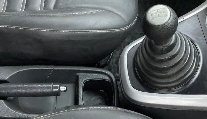 2014 Maruti Ritz VXI, Petrol, Manual, 82,506 km, Gear Lever