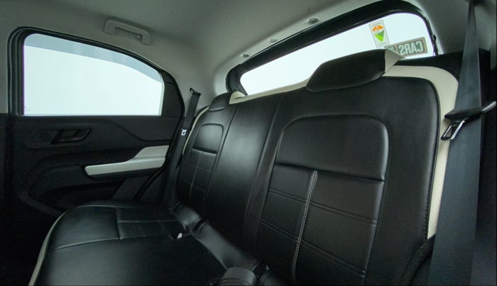 2023 Tata PUNCH ACCOMPLISHED MT, Petrol, Manual, 13,132 km, Right Side Rear Door Cabin