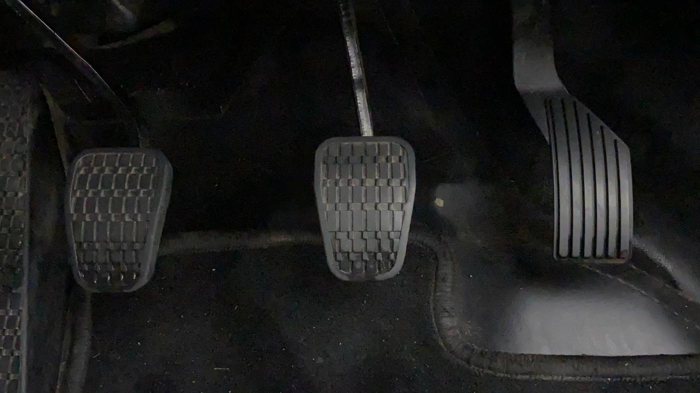 2023 Tata PUNCH ACCOMPLISHED MT, Petrol, Manual, 13,132 km, Pedals