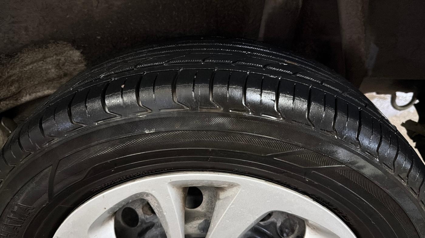 2022 Maruti S PRESSO VXI PLUS AMT, Petrol, Automatic, 90,546 km, Left Rear Tyre Tread