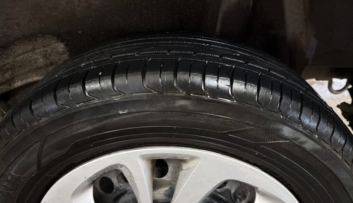 2022 Maruti S PRESSO VXI PLUS AMT, Petrol, Automatic, 90,546 km, Left Rear Tyre Tread