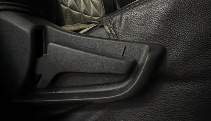 2022 Maruti S PRESSO VXI PLUS AMT, Petrol, Automatic, 90,546 km, Driver Side Adjustment Panel