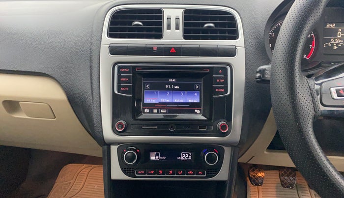 2016 Volkswagen Ameo HIGHLINE 1.2, Petrol, Manual, 15,601 km, Air Conditioner