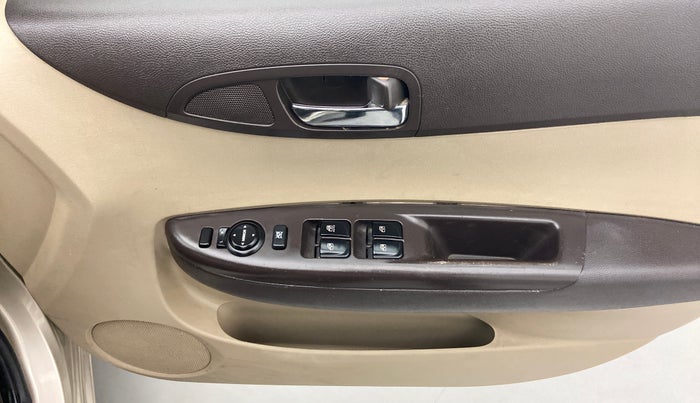 2009 Hyundai i20 ASTA 1.2, Petrol, Manual, 77,860 km, Driver Side Door Panels Control