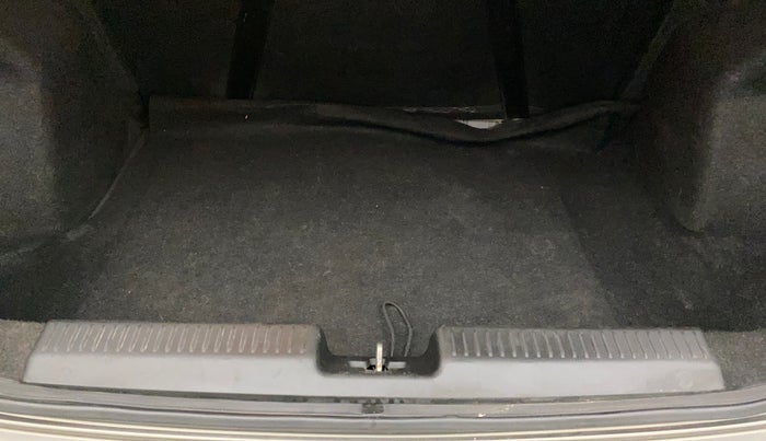 2018 Maruti Dzire ZXI PLUS AMT, Petrol, Automatic, 76,409 km, Boot Inside