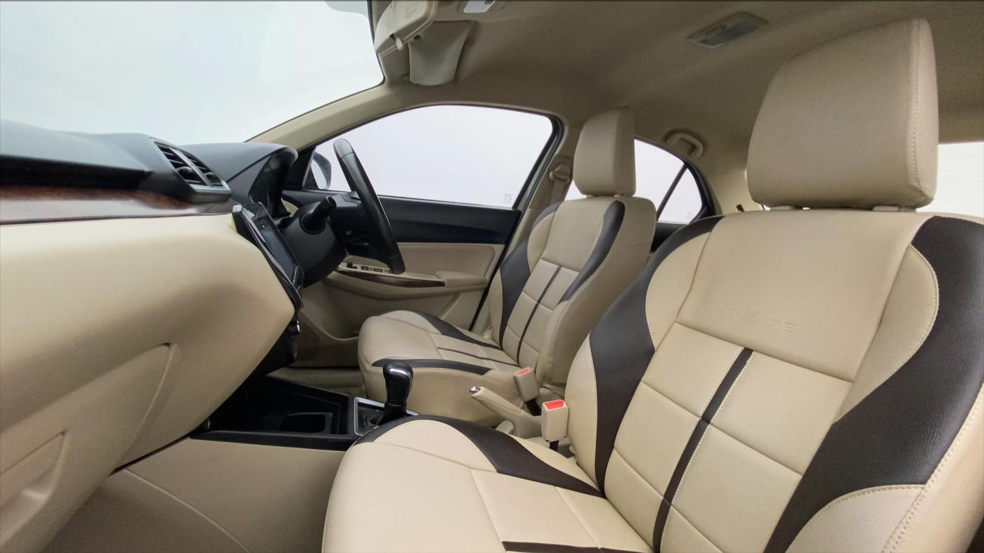 2018 Maruti Dzire ZXI PLUS AMT, Petrol, Automatic, 76,409 km, Right Side Front Door Cabin