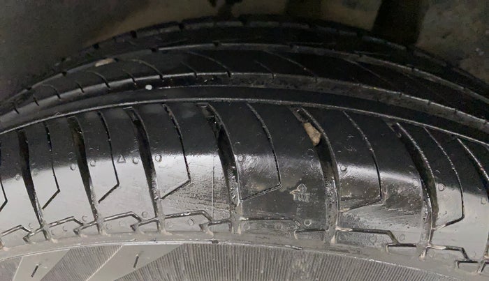 2018 Maruti Dzire ZXI PLUS AMT, Petrol, Automatic, 76,409 km, Left Rear Tyre Tread