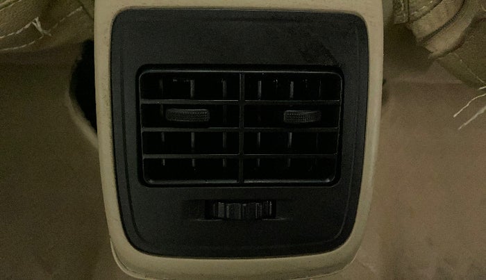 2018 Maruti Dzire ZXI PLUS AMT, Petrol, Automatic, 76,409 km, Rear AC Vents