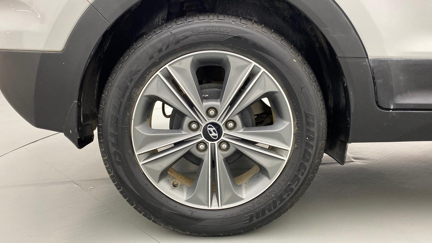 2017 Hyundai Creta 1.6 SX PLUS PETROL, Petrol, Manual, 22,872 km, Right Rear Wheel
