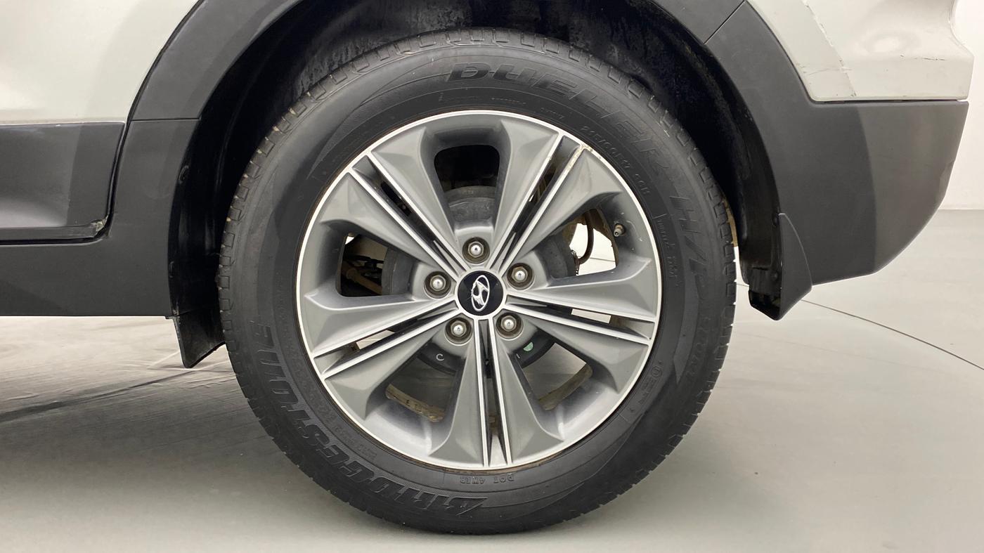 2017 Hyundai Creta 1.6 SX PLUS PETROL, Petrol, Manual, 22,872 km, Left Rear Wheel