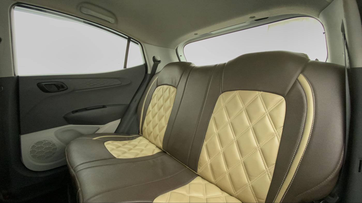 2020 Hyundai GRAND I10 NIOS MAGNA 1.2 MT, Petrol, Manual, 19,255 km, Right Side Rear Door Cabin