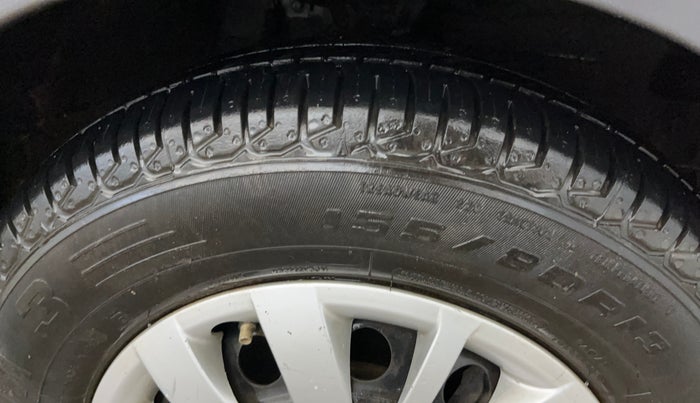 2015 Hyundai i10 SPORTZ 1.1, Petrol, Manual, 81,079 km, Right Front Tyre Tread